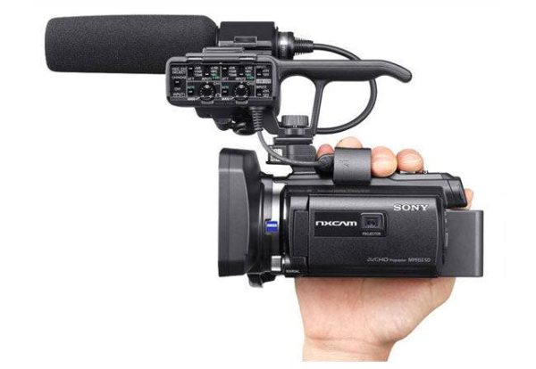 Sony HXR-NX30u n Palm Size NXCAM HD Camcorder w Projector USA Supply